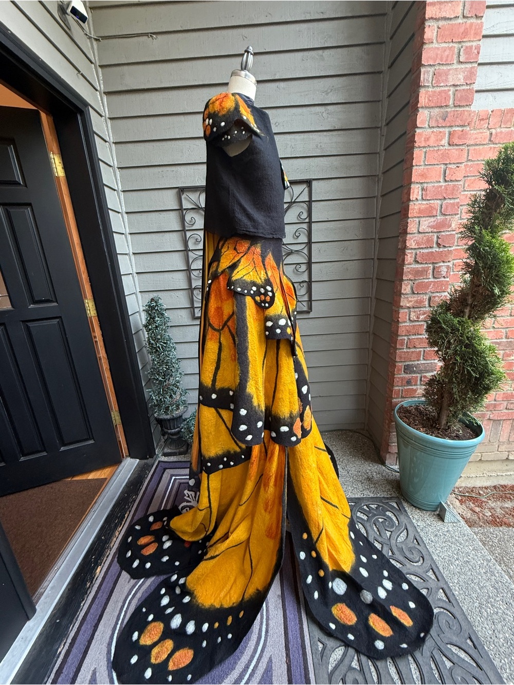 OOAK Monarch Butterfly Women’s  Costume - Felted Wool and Silk. Size 2/4 - Picture 2 of 7